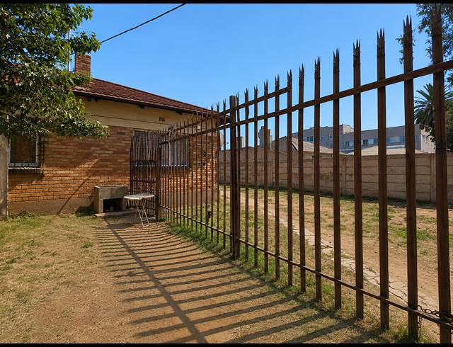 5 BEDROOM HOUSE FOR SALE IN PEACEHAVEN